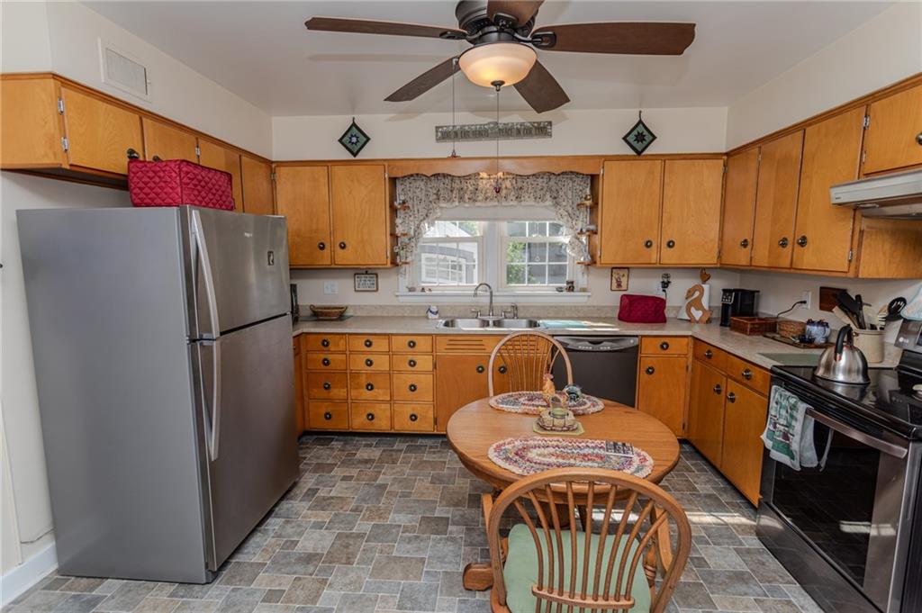 57 8th Street Uniontown, PA 15401 - Photo 19 of 40