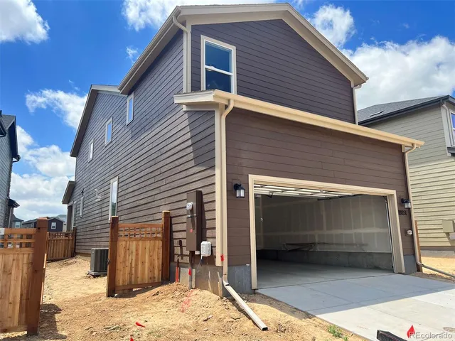 $2,880 | 18851 66th Place, Denver, CO 80249