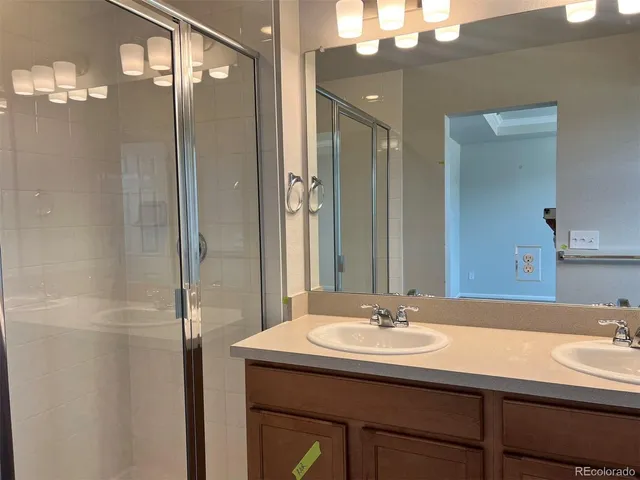 $2,880 | 18851 66th Place, Denver, CO 80249