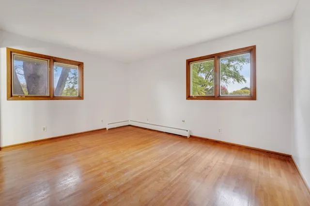 $419,900 | 11036 27th Avenue South, Burnsville, MN 55337