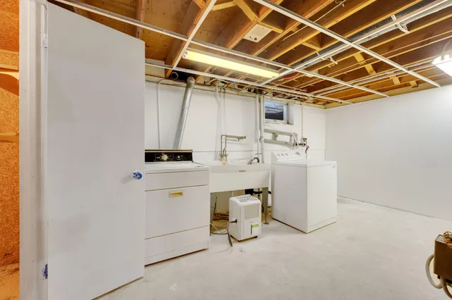 $419,900 | 11036 27th Avenue South, Burnsville, MN 55337