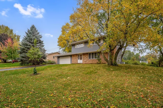 $419,900 | 11036 27th Avenue South, Burnsville, MN 55337