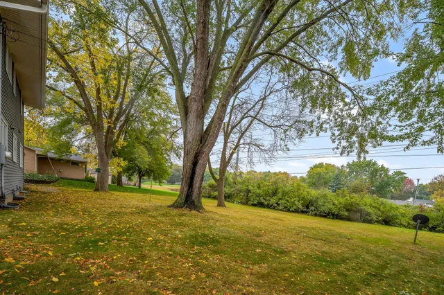 $419,900 | 11036 27th Avenue South, Burnsville, MN 55337