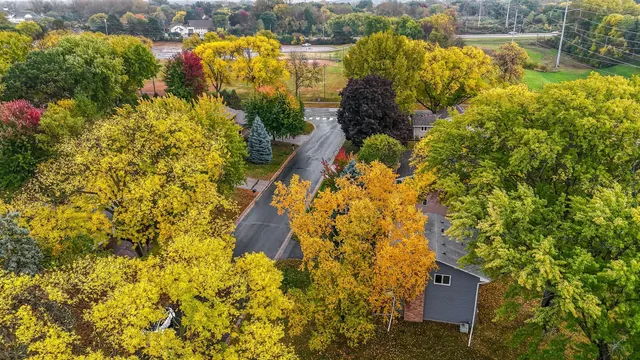 $419,900 | 11036 27th Avenue South, Burnsville, MN 55337