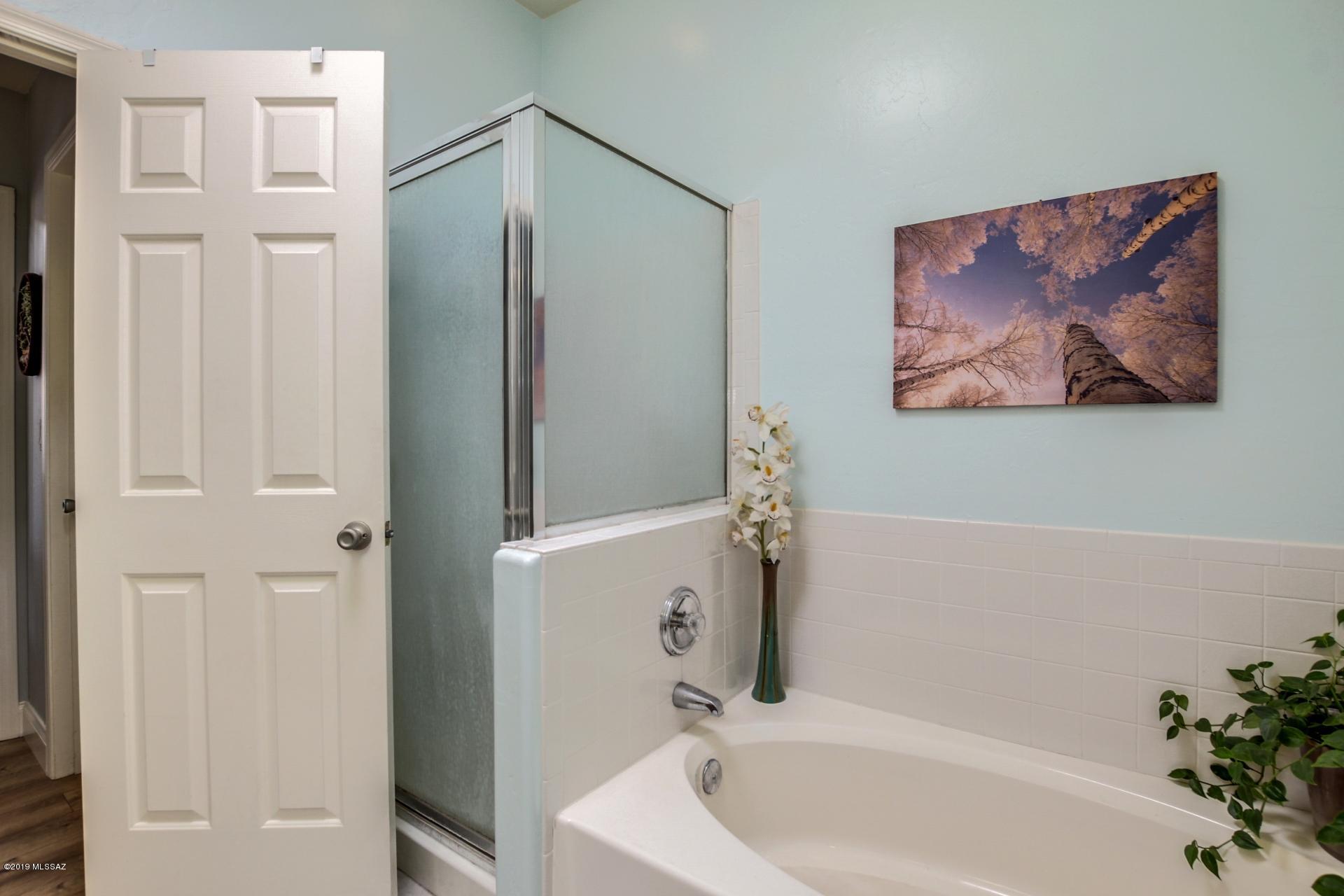 2895 East Allen Road Tucson, AZ 85716 - Photo 12 of 20 Gallery Image 12