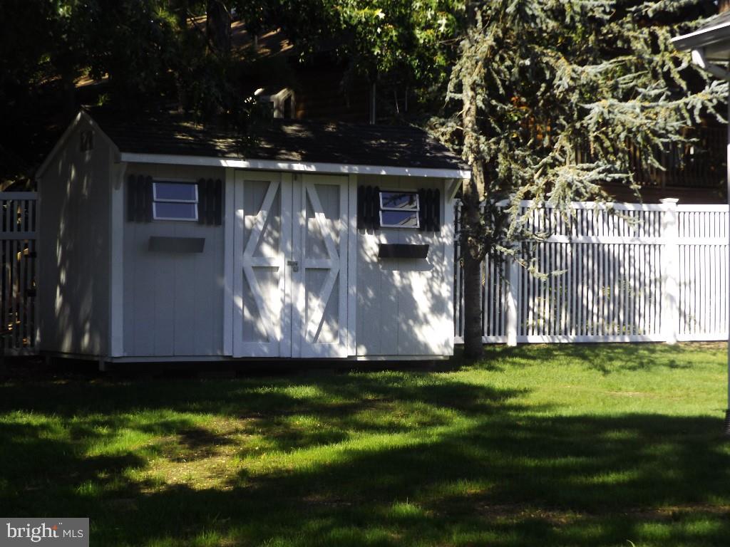 120 Toggle Road Manahawkin, NJ 08050 - Photo 30 of 35
