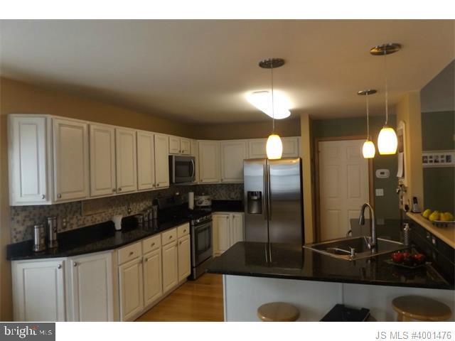 120 Toggle Road Manahawkin, NJ 08050 - Photo 6 of 35