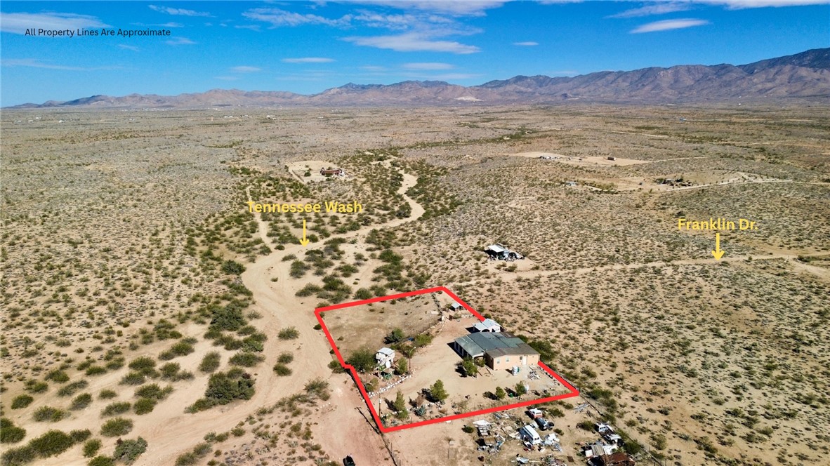 7296 Ligurta Road Golden Valley, AZ 86413 - Photo 35 of 49 a view of city and mountain