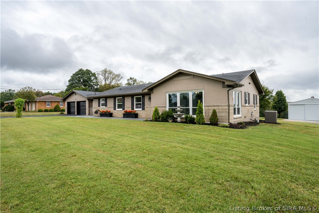 4792 Scottsville Road Floyds Knobs, IN 47119 - Photo 38 of 49 Gallery Image 38