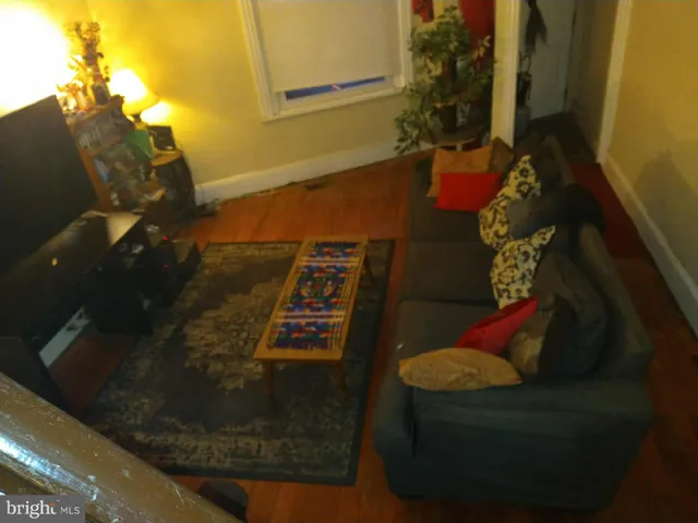 a picture of a door of the house