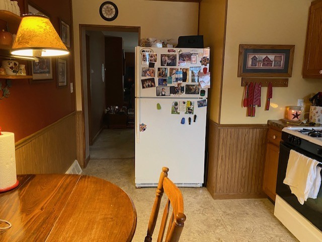 303 Oak Street Cedar Point, IL 61316 - Photo 3 of 10 a bedroom with a bed and a flat screen tv