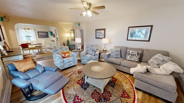 $265,000 | 27 Division Street North, Clara City, MN 56222