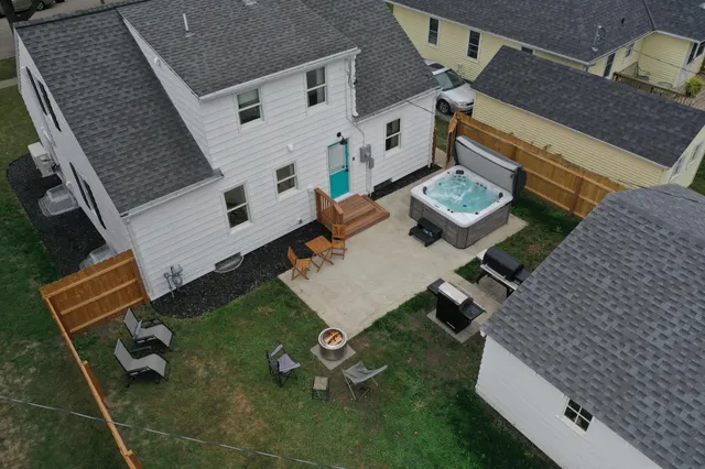 $265,000 | 27 Division Street North, Clara City, MN 56222