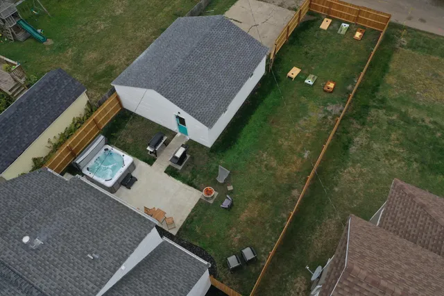 $265,000 | 27 Division Street North, Clara City, MN 56222