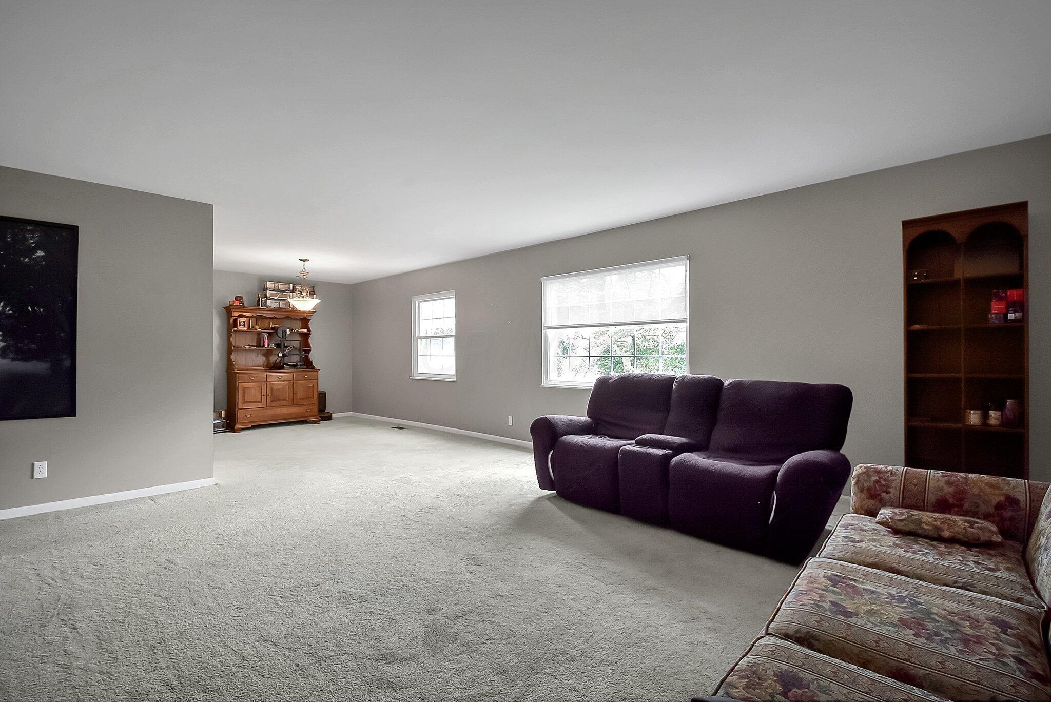 335 Villa Road Springfield, OH 45503 - Photo 8 of 27 8-web-or-mls-335-villa-rd