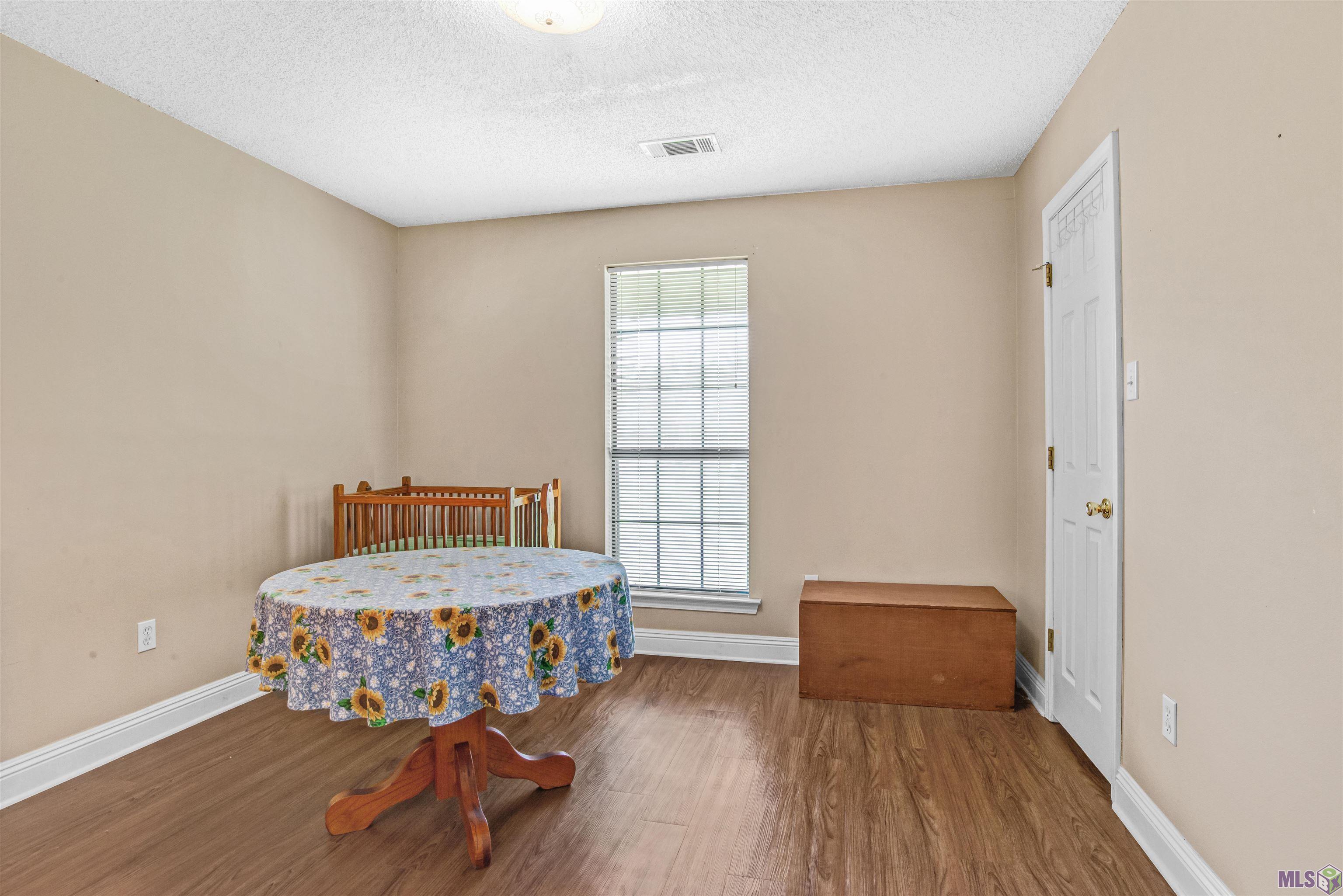 2338 Riverside Drive Port Allen, LA 70767 - Photo 11 of 25