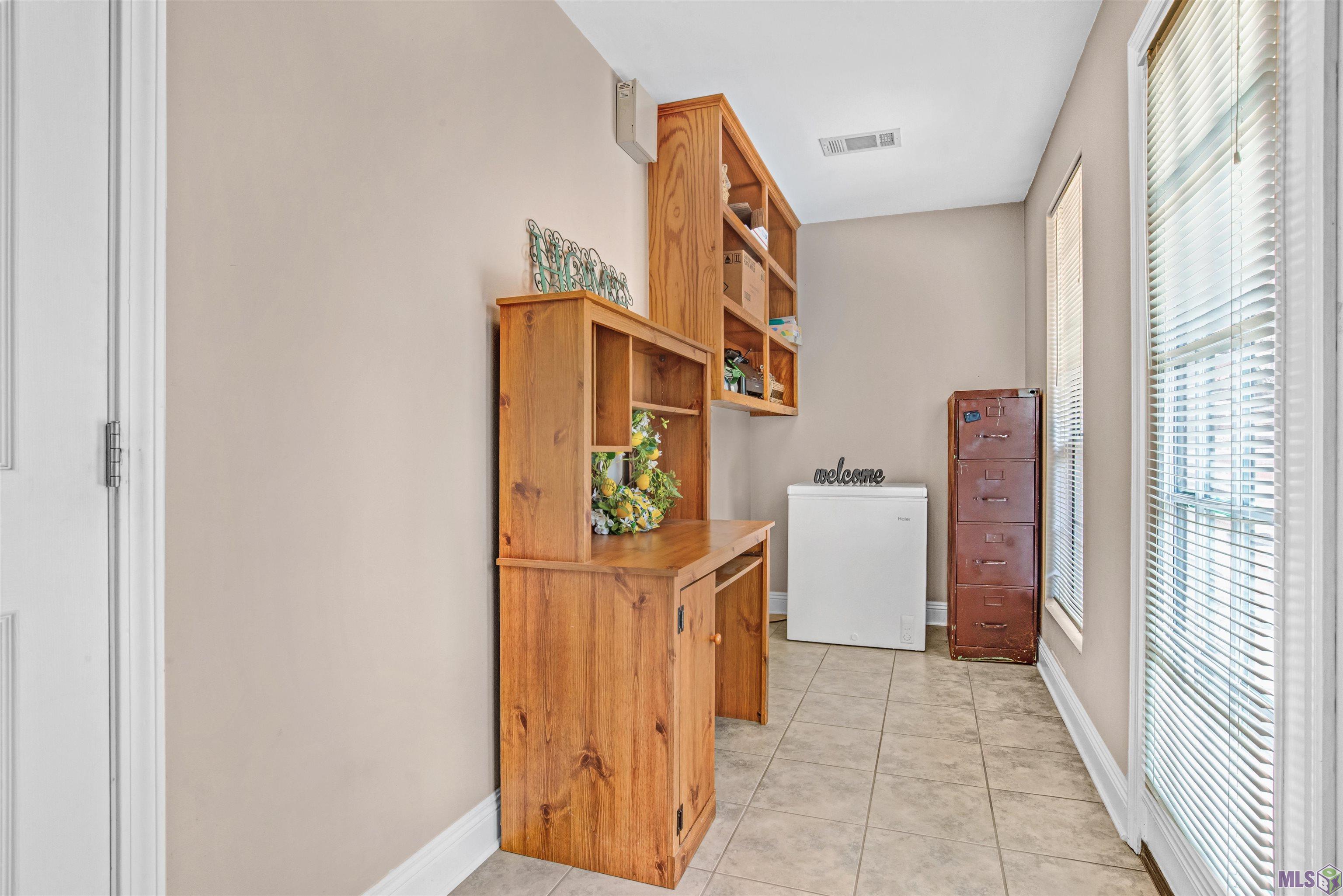 2338 Riverside Drive Port Allen, LA 70767 - Photo 14 of 25