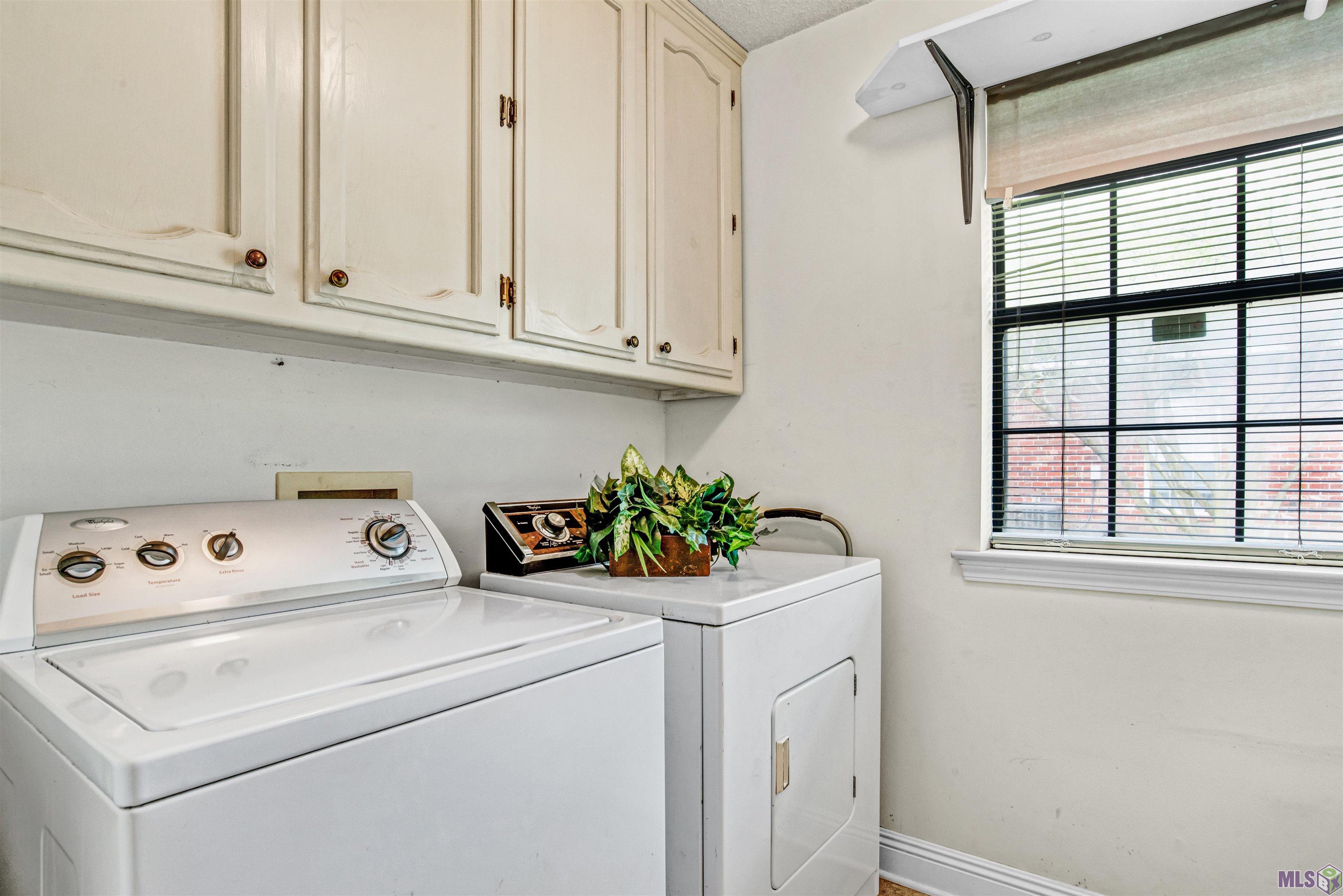 2338 Riverside Drive Port Allen, LA 70767 - Photo 15 of 25