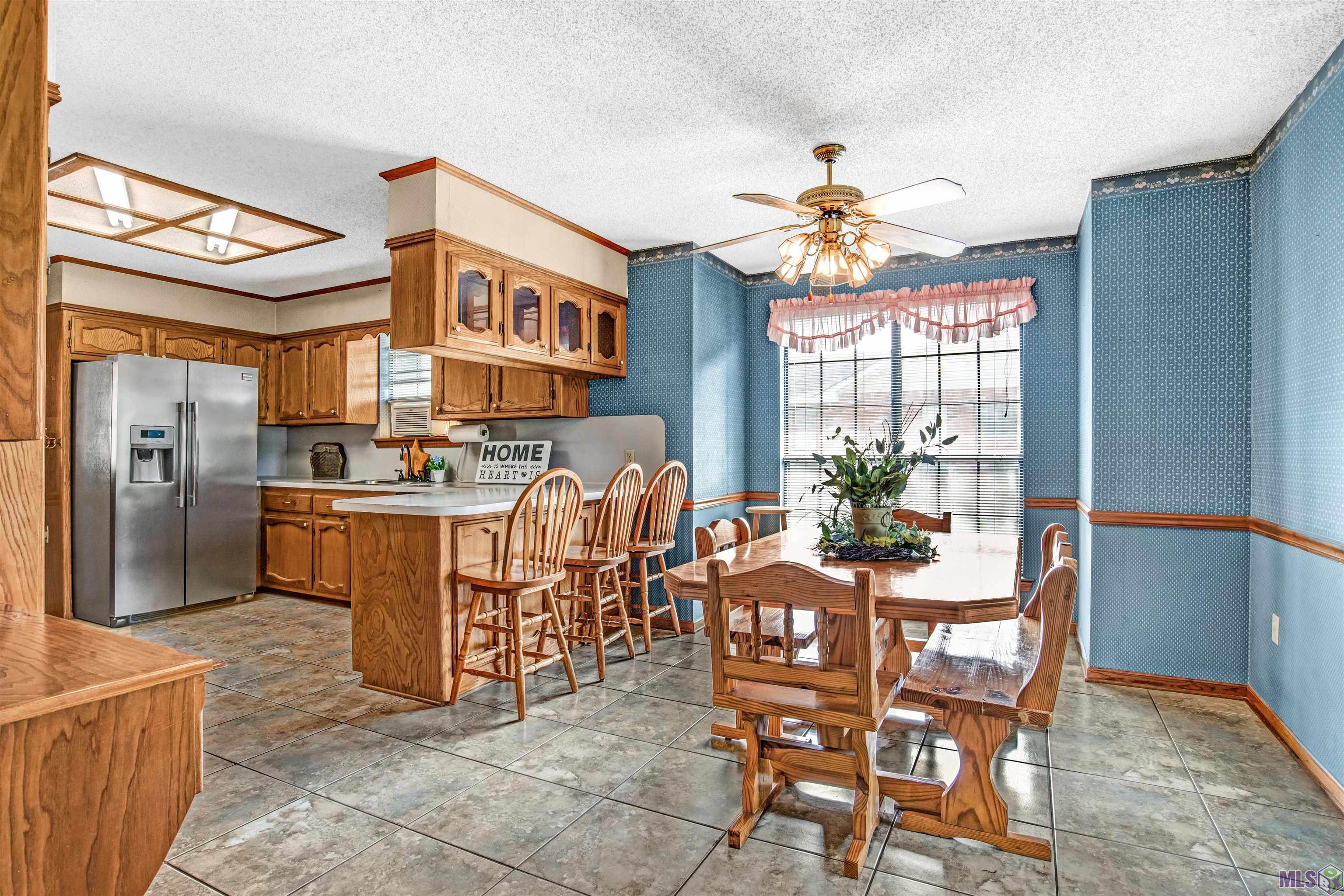 2338 Riverside Drive Port Allen, LA 70767 - Photo 5 of 25