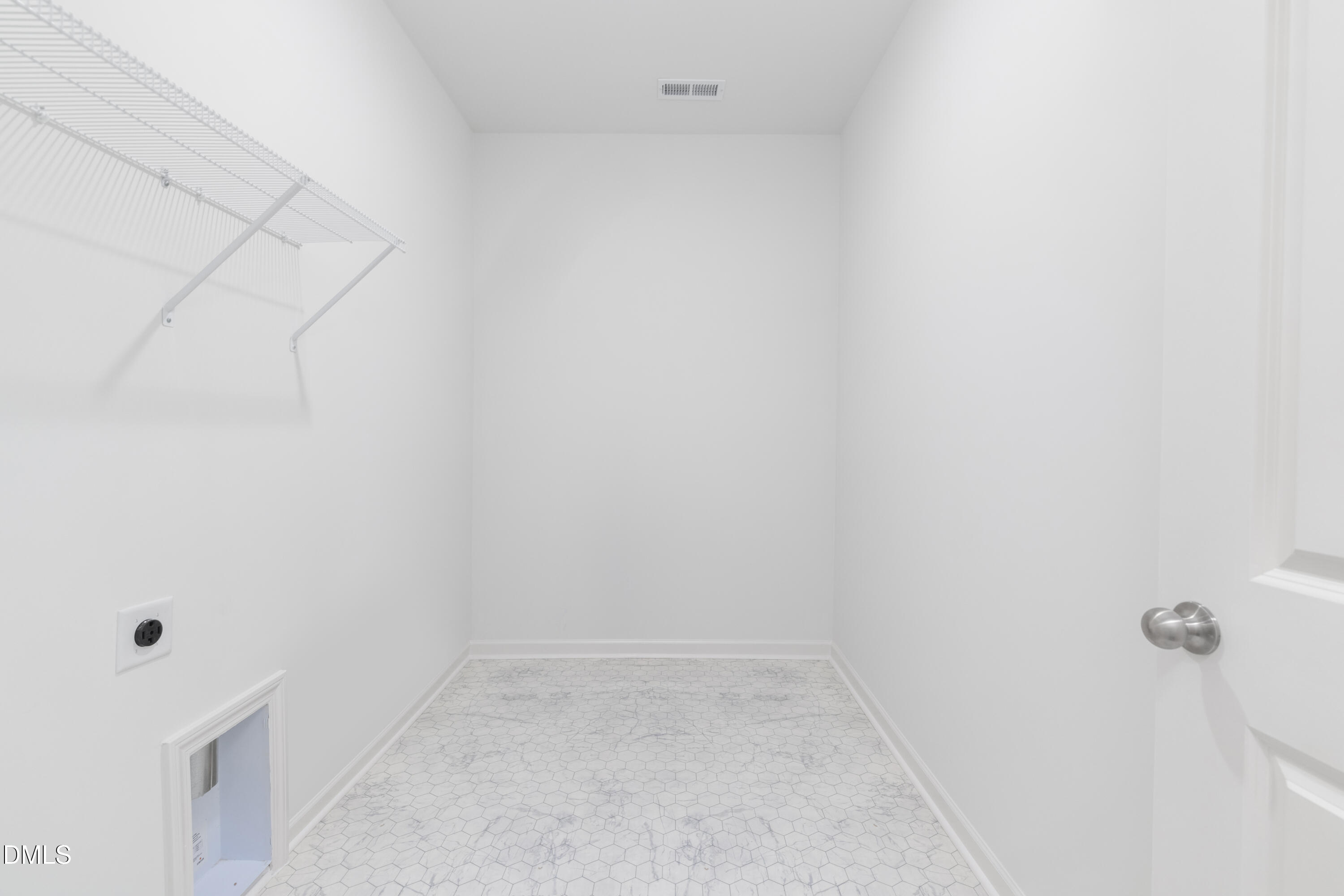 107 South Mule Way, Unit 90 Benson, NC 27504 - Photo 25 of 28 a view of a room