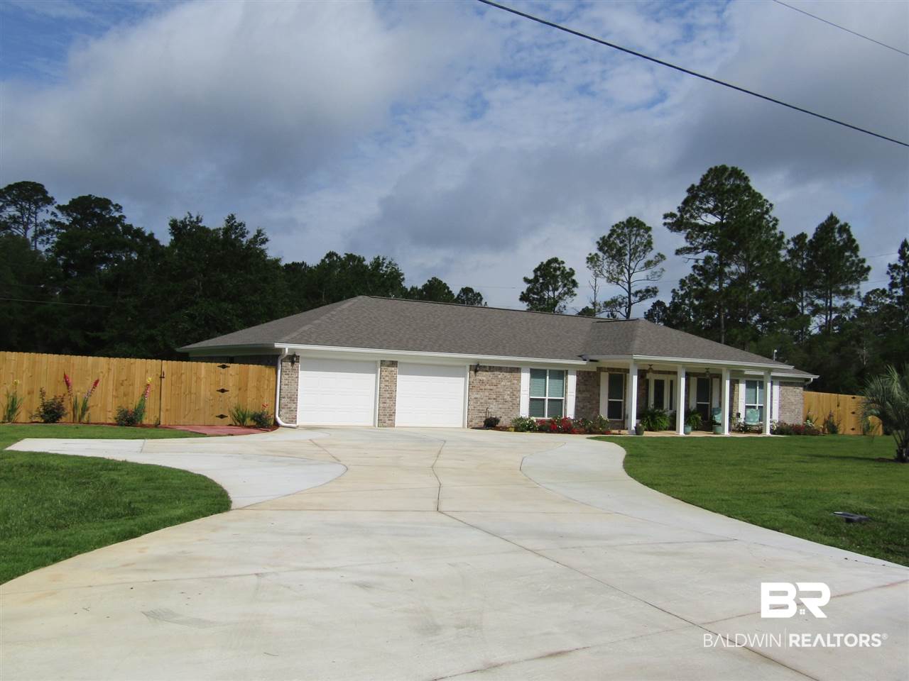 13365 Azalea Street Lillian, AL 36549 - Photo 2 of 31