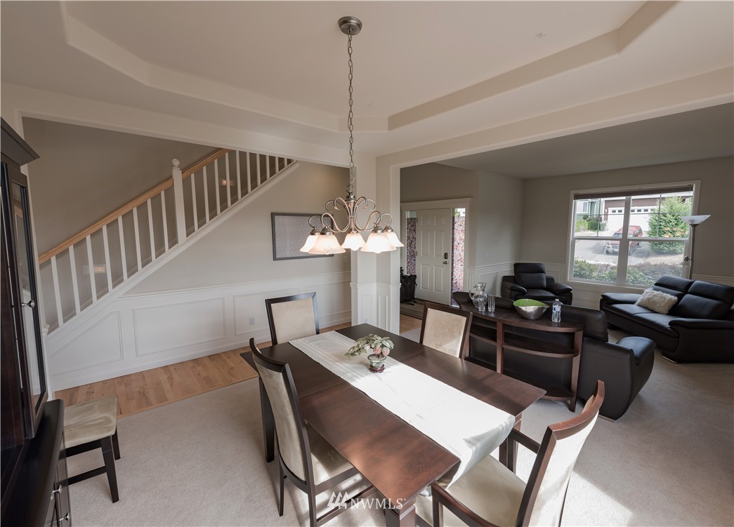 351 Nile Place Northeast Renton, WA 98059 - Photo 2 of 15 Gallery Image 2