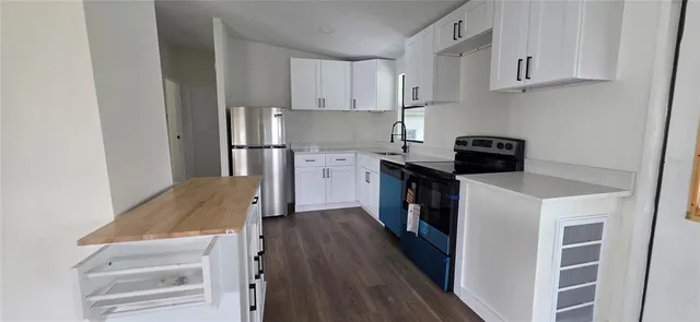 $155,000 | 315 Papaya Circle, Barefoot Bay, FL 32976