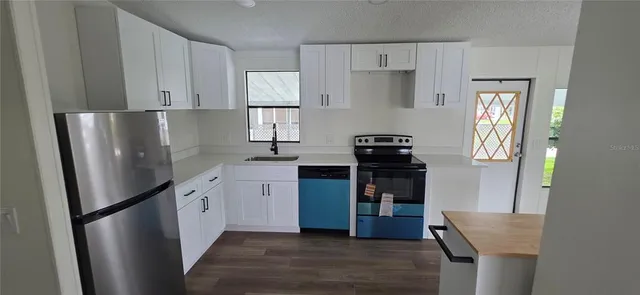 $155,000 | 315 Papaya Circle, Barefoot Bay, FL 32976