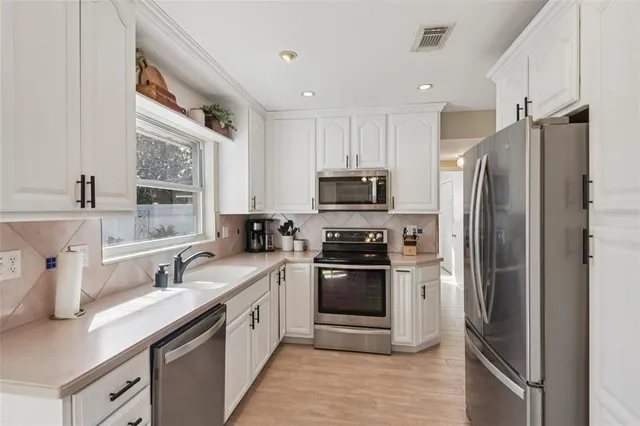 $489,000 | 1945 59th Street North, St. Petersburg, FL 33710