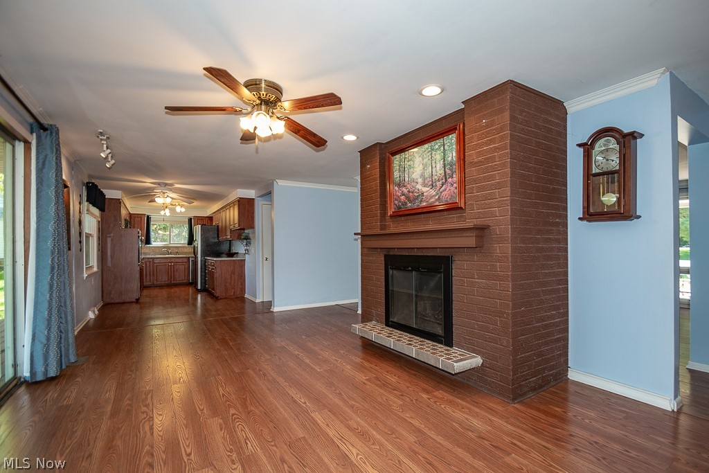 4663 Ammon Road Cleveland, OH 44143 - Photo 4 of 33 Gallery Image 4