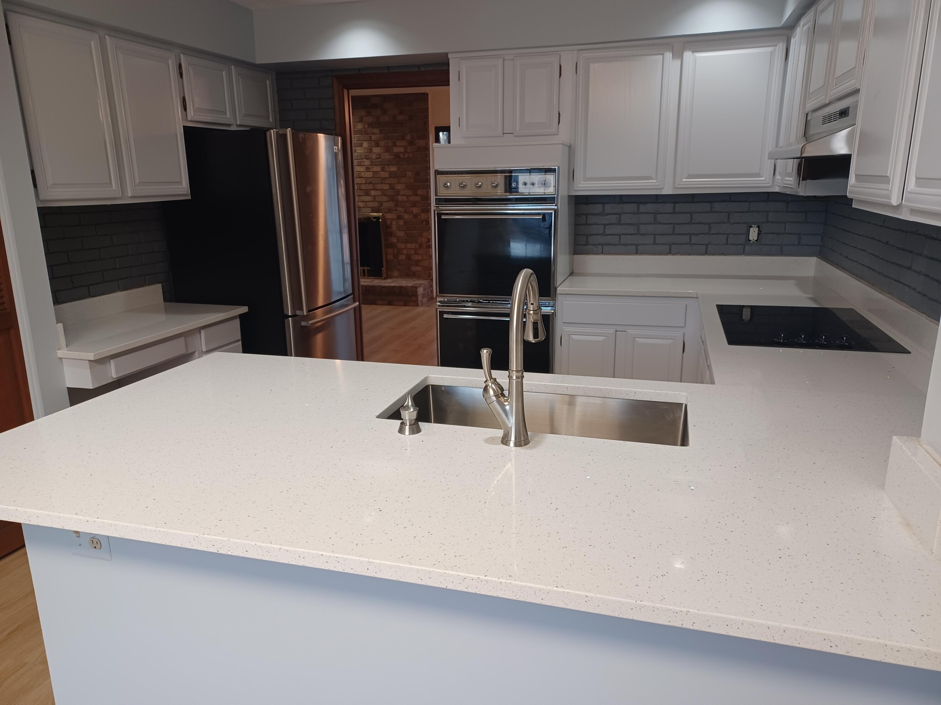 7435 Bridge Way West Bloomfield, MI 48322 - Photo 3 of 30 Kitchen-2