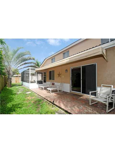 11218 Rhapsody Road Cooper City, FL 33026 - Photo 15 of 22 Exterior Back