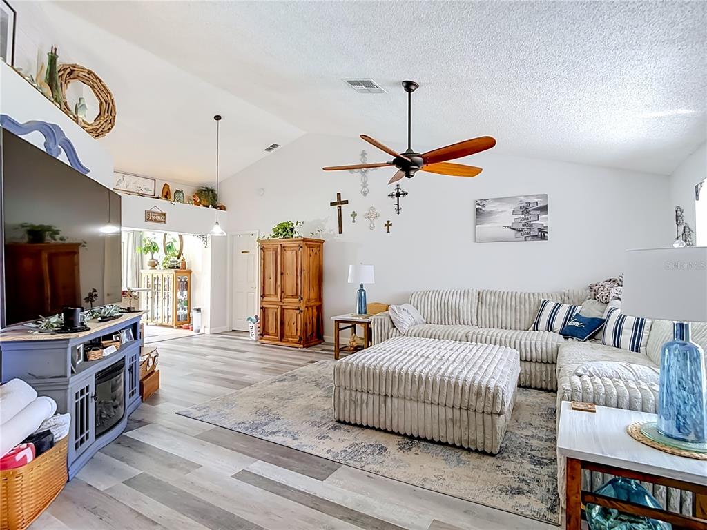 1388 Hastings Road Spring Hill, FL 34608 - Photo 15 of 81 Gallery Image 15