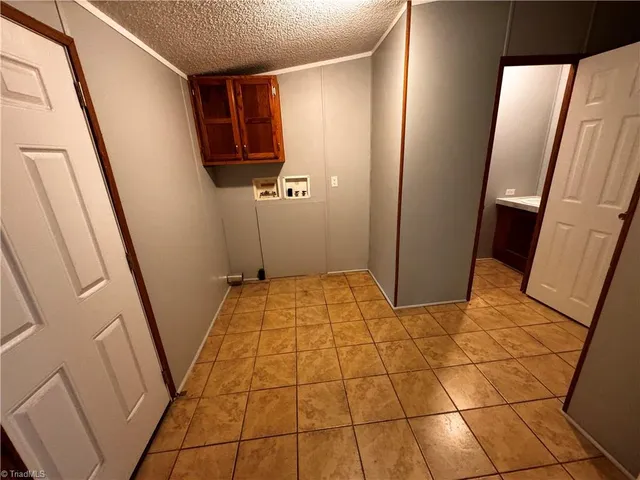 $208,000 | 181 Fox Walk Lane, Pilot Mountain, NC 27041