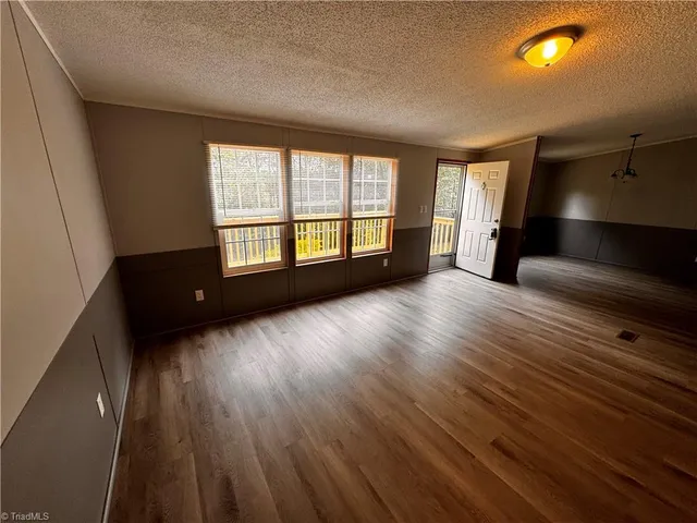 $208,000 | 181 Fox Walk Lane, Pilot Mountain, NC 27041