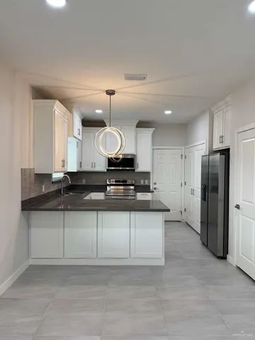 $1,250 | 1000 North Clarence Avenue, Unit 3, Edinburg, TX 78541