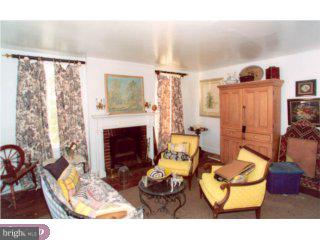 1093 Durham Road Newtown, PA 18940 - Photo 4 of 4 Gallery Image 4
