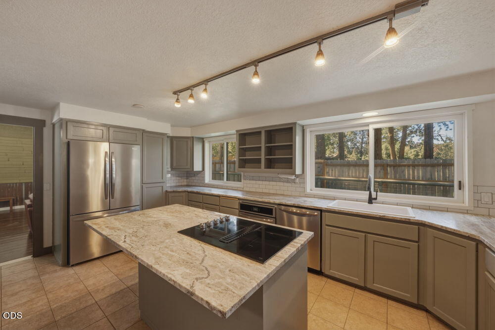 60282 Cree Circle Bend, OR 97702 - Photo 24 of 102