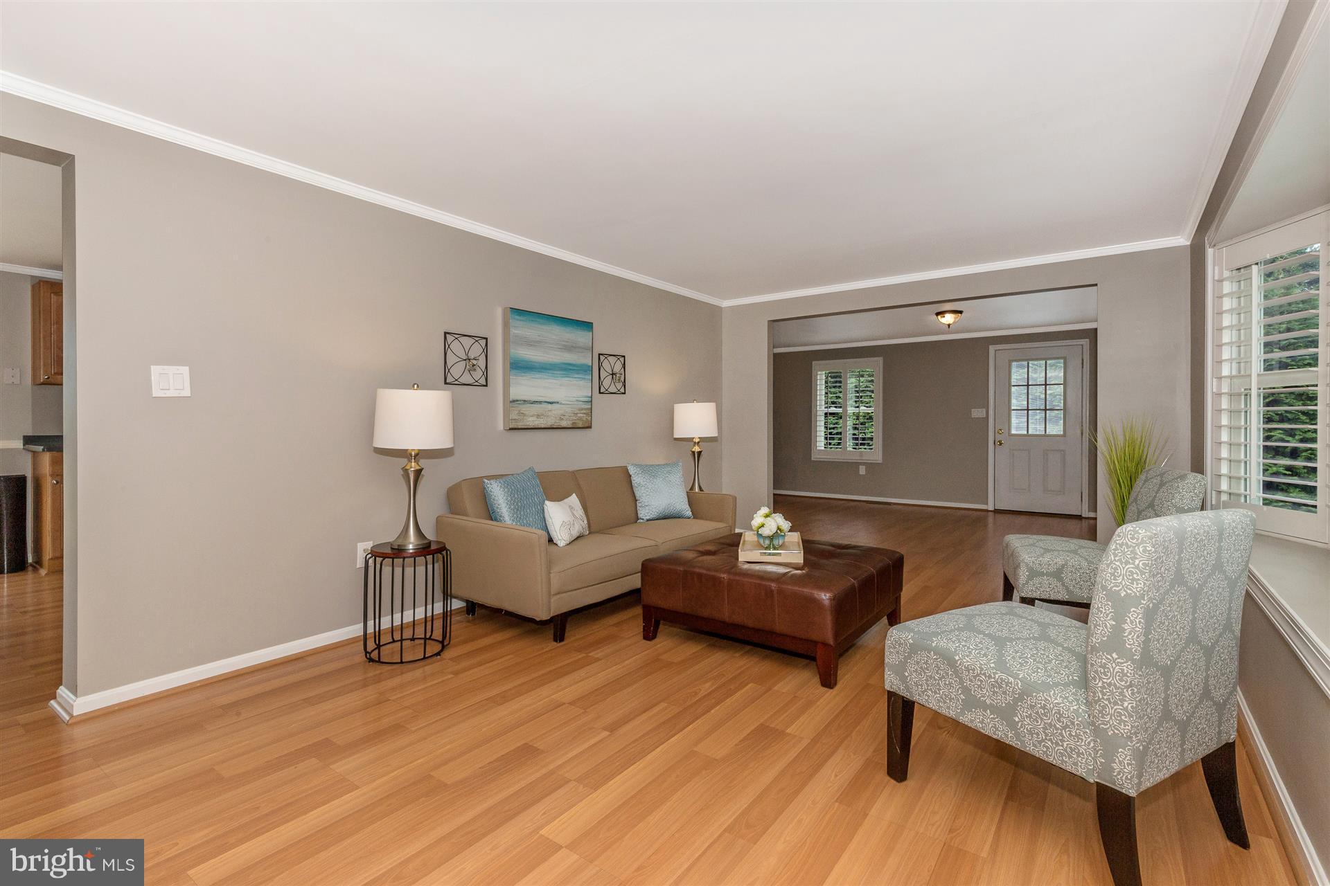 12033 Lucey Road Thurmont, MD 21788 - Photo 6 of 28 Living Room