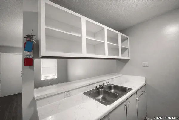 $800 | 515 Humble Avenue, Unit 202, San Antonio, TX 78225