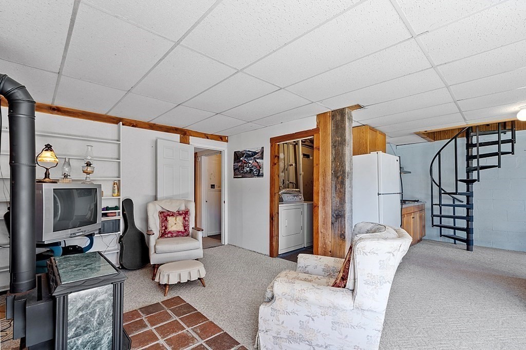 455 Tully Road Orange, MA 01364 - Photo 4 of 42 Gallery Image 4