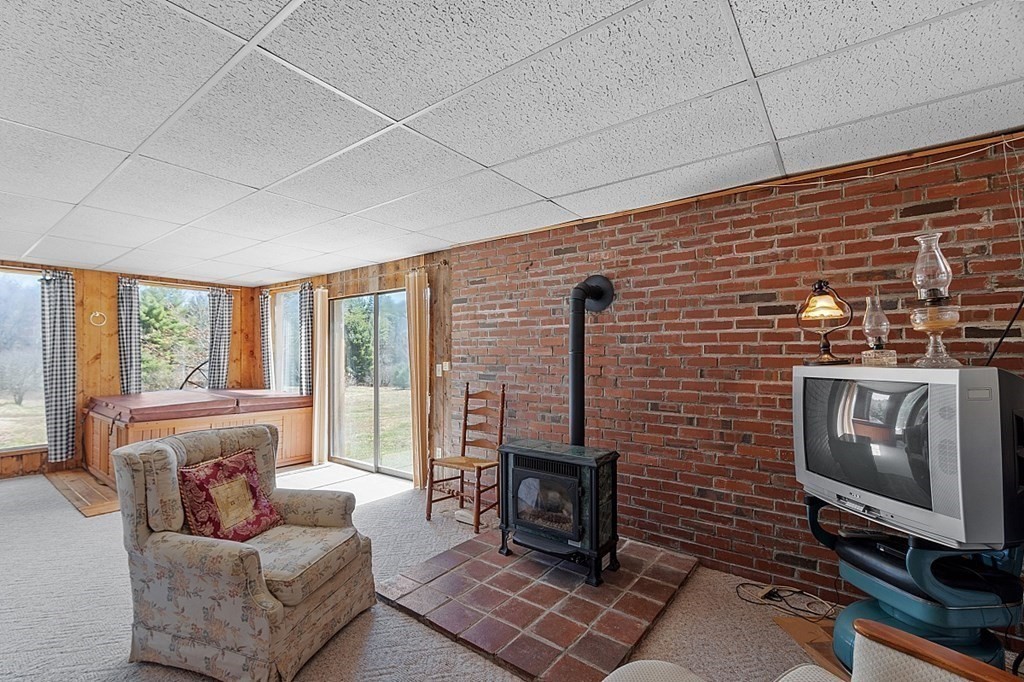 455 Tully Road Orange, MA 01364 - Photo 5 of 42 Gallery Image 5