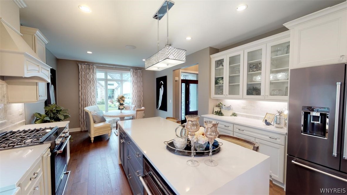 49 Brockton Ridge Amherst, NY 14221 - Photo 4 of 11