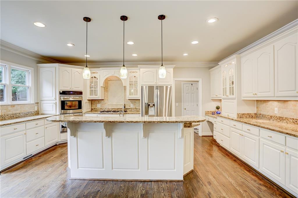 5940 Whitestone Lane Suwanee, GA 30024 - Photo 5 of 56