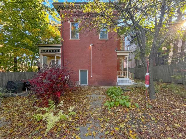 $399,999 | 14 Mellen Street, Unit 1L, Portland, ME 04101