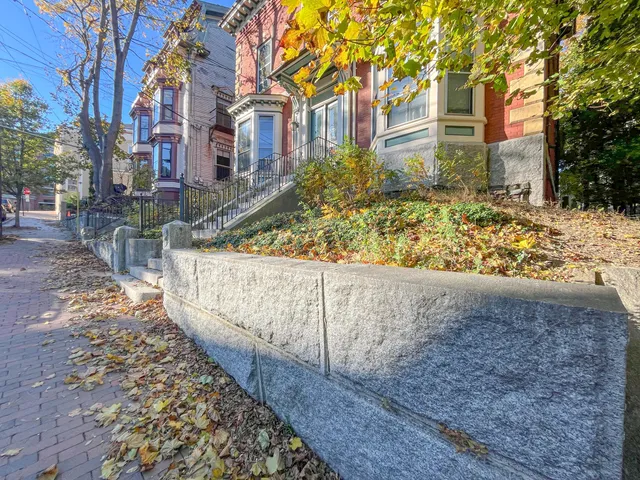 $399,999 | 14 Mellen Street, Unit 1L, Portland, ME 04101