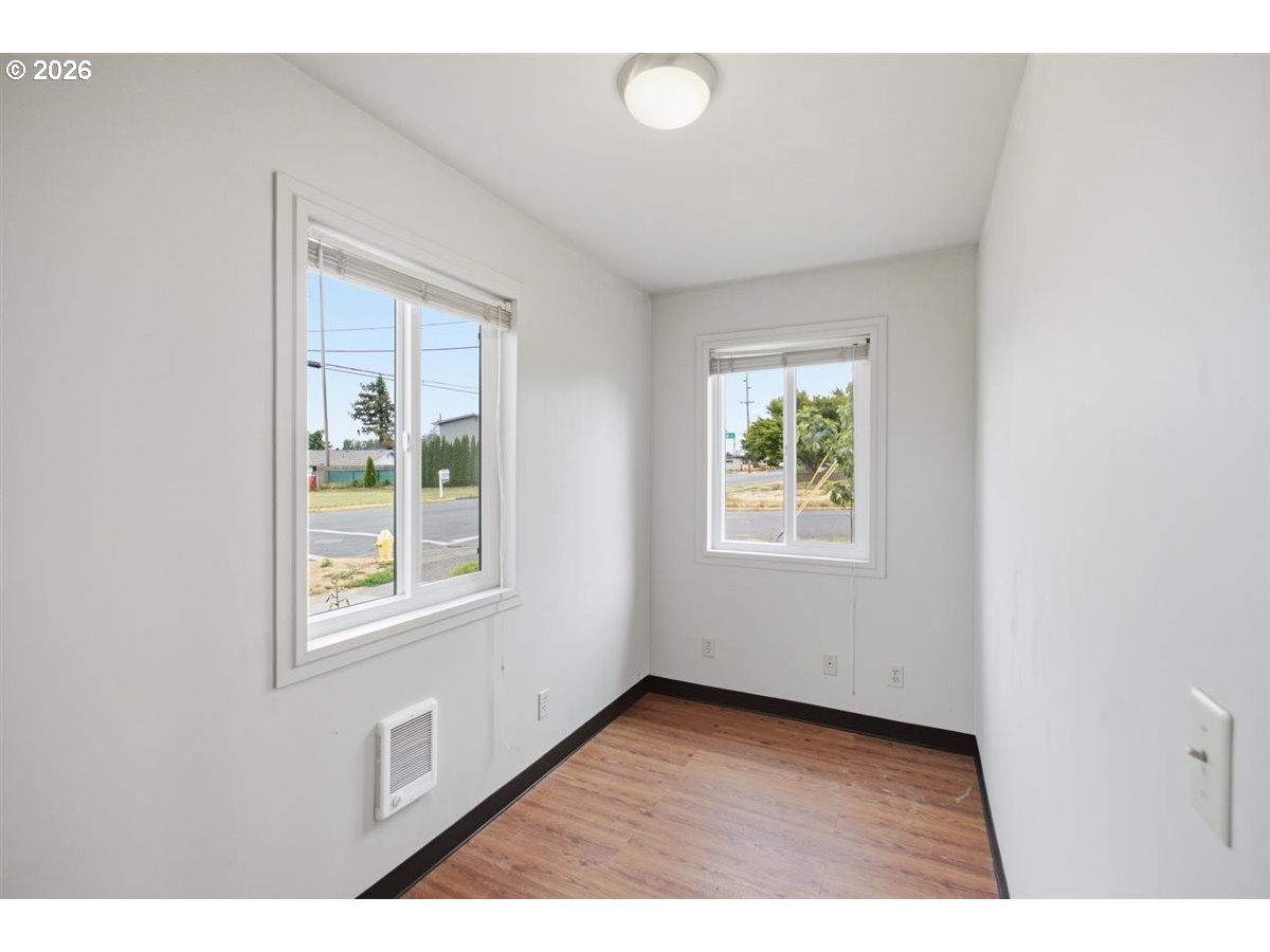 485 North Main Street Mount Angel, OR 97362 - Photo 14 of 45
