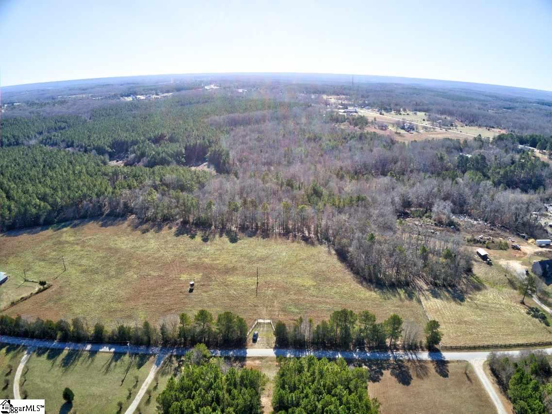414 Crawford Road Gray Court, SC 29645 - Photo 1 of 18