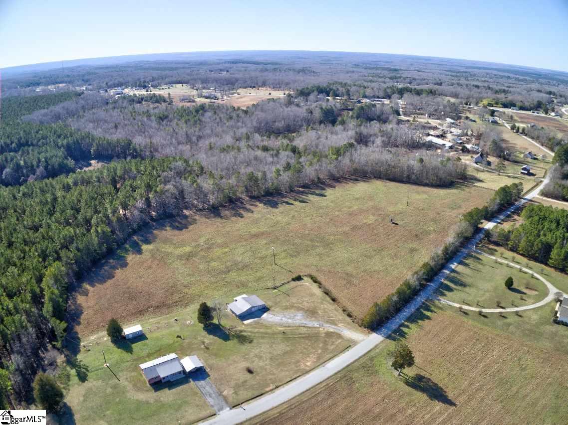 414 Crawford Road Gray Court, SC 29645 - Photo 7 of 18