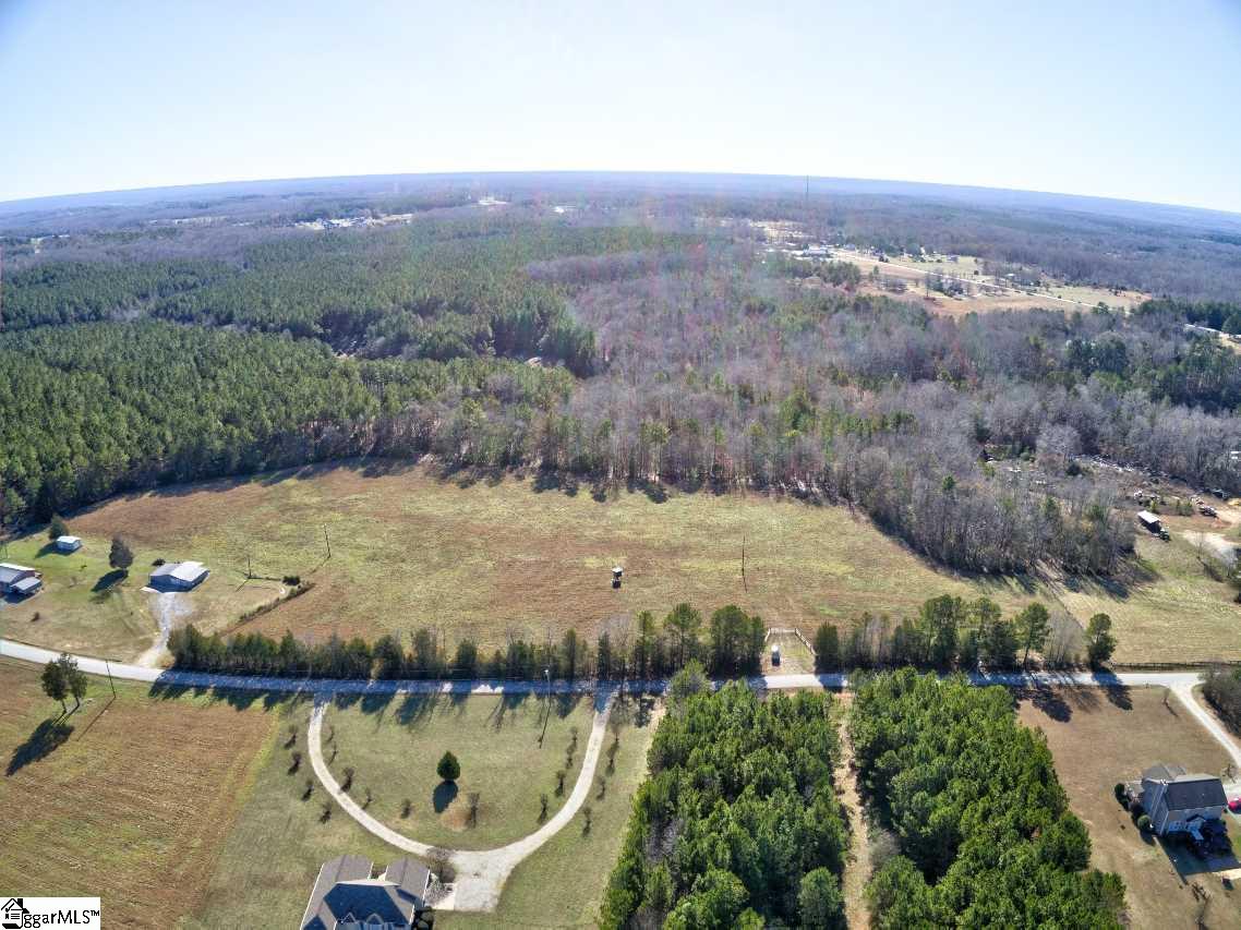 414 Crawford Road Gray Court, SC 29645 - Photo 8 of 18